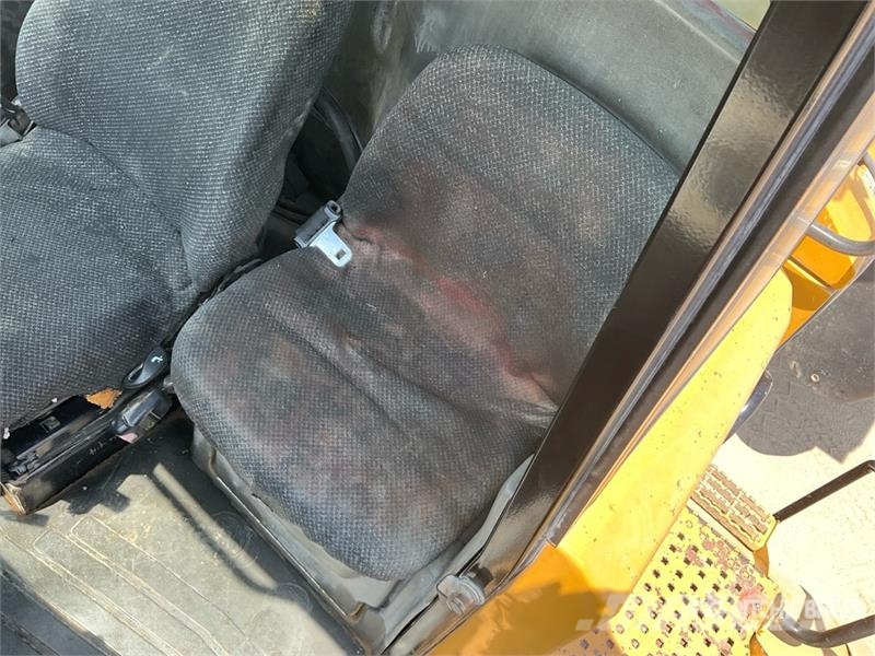 CAT 745C Dumper - Knickgelenk