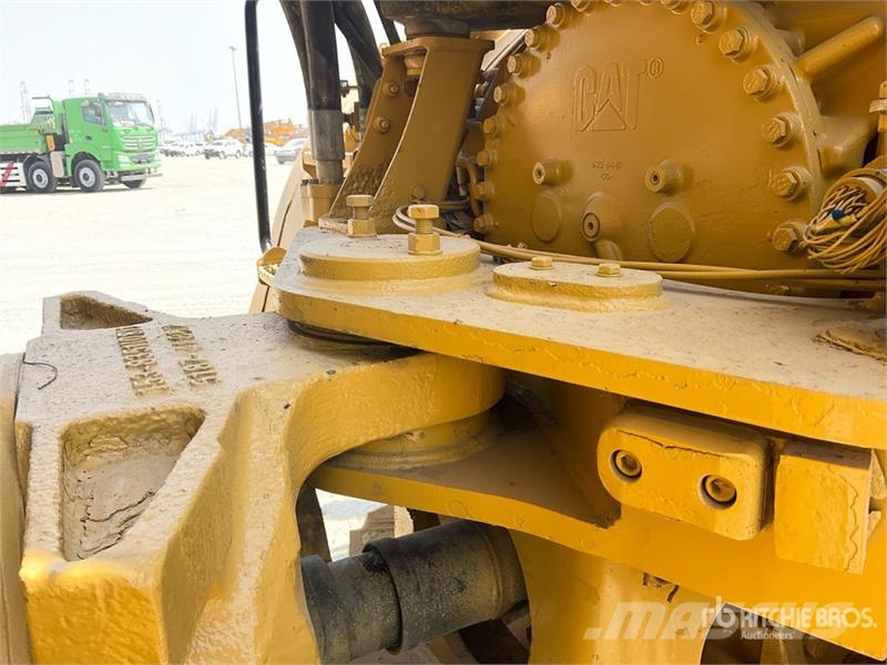 CAT 745C Dumper - Knickgelenk