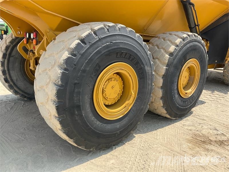 CAT 745C Dumper - Knickgelenk