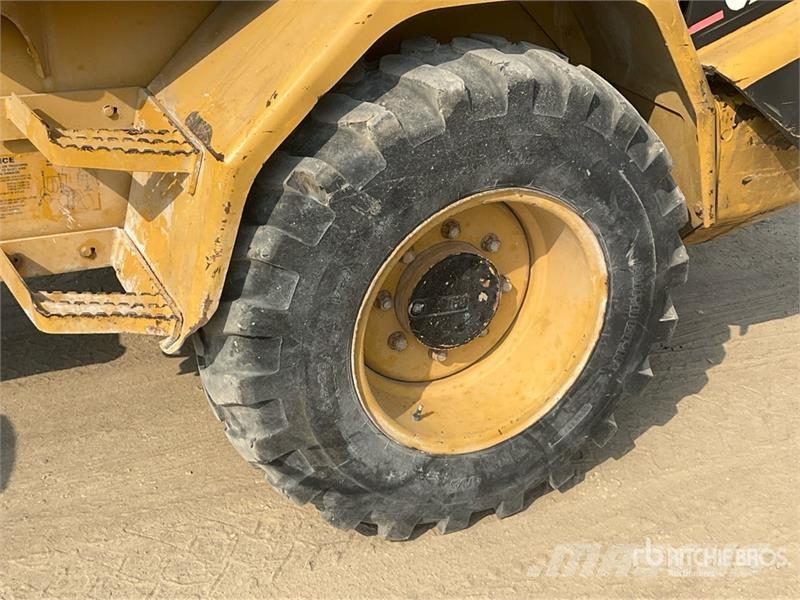 CAT 906 Φορτωτές με λάστιχα (Τροχοφόροι)