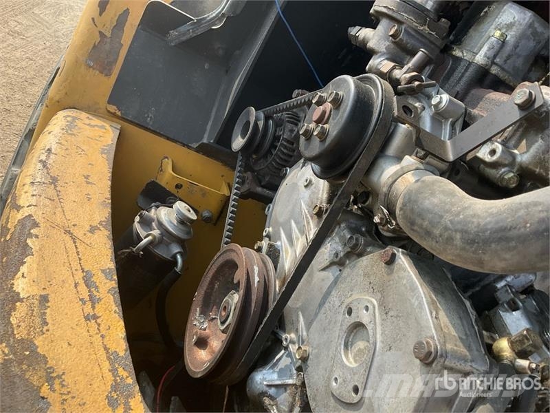 CAT 906 Φορτωτές με λάστιχα (Τροχοφόροι)