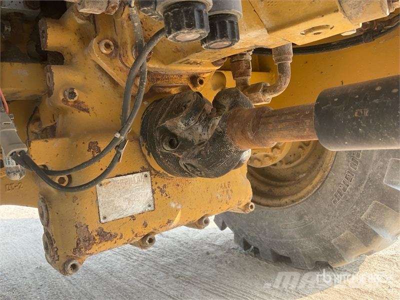 CAT 906 Φορτωτές με λάστιχα (Τροχοφόροι)