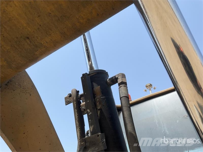CAT 924GZ Gumikerekes homlokrakodók