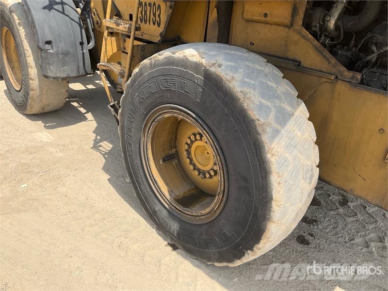 CAT 924GZ Gumikerekes homlokrakodók