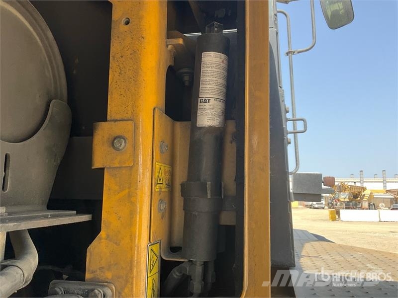 CAT 924GZ Gumikerekes homlokrakodók