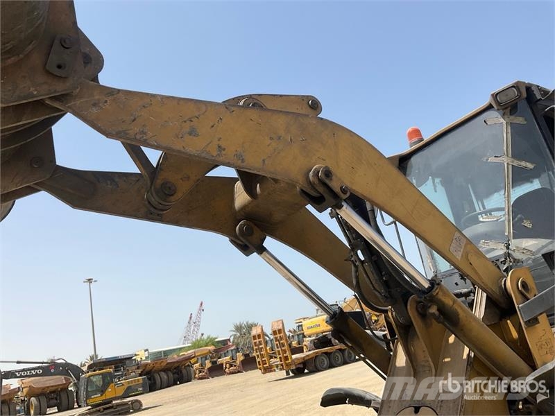 CAT 924GZ Gumikerekes homlokrakodók