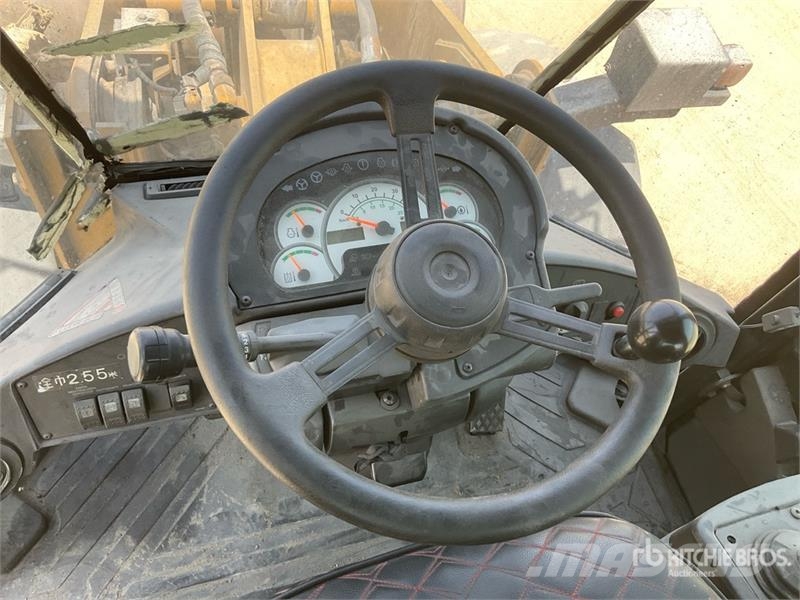 CAT 924GZ Gumikerekes homlokrakodók