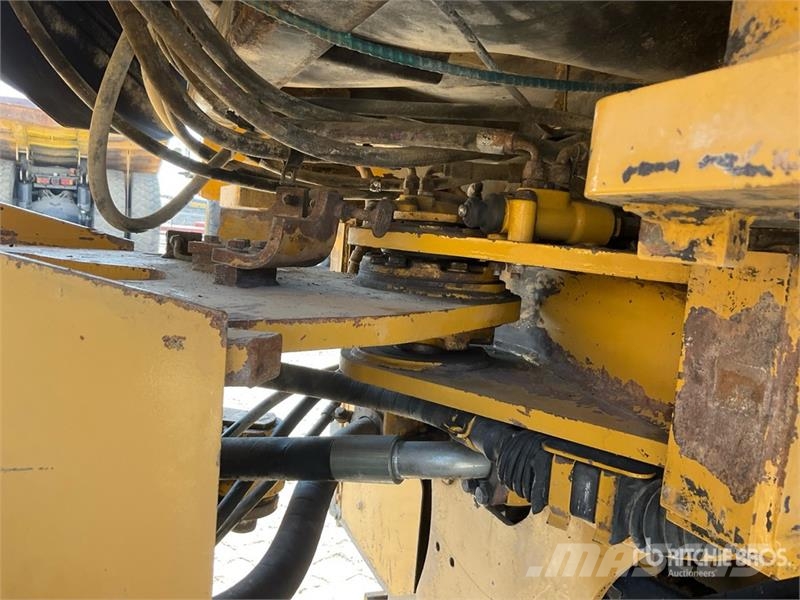 CAT 962H Wheel Loader لوادر بعجل