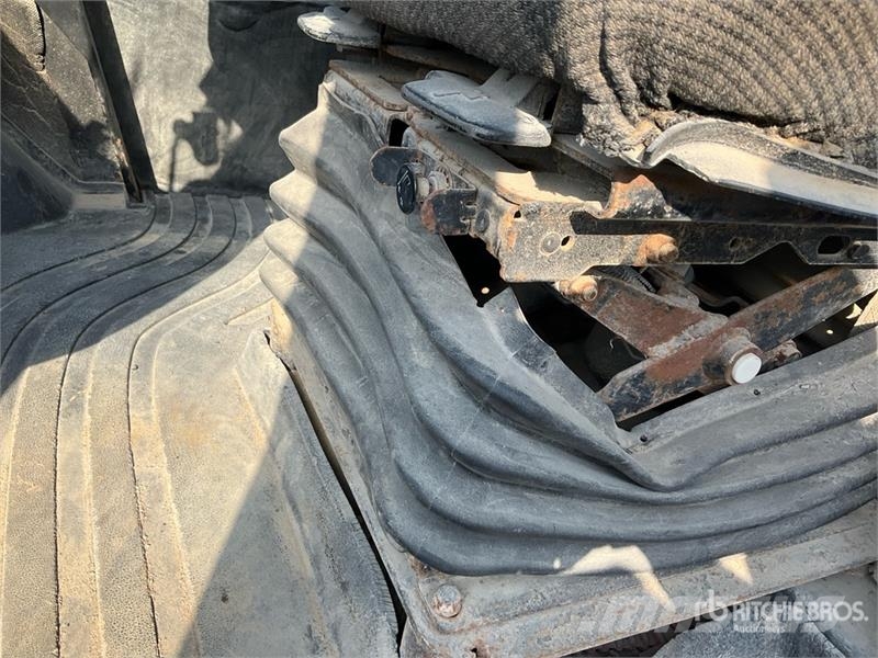 CAT 966H Wheel Loader لوادر بعجل