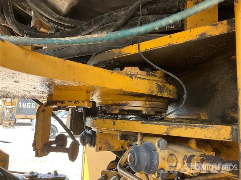 CAT 966H Wheel Loader لوادر بعجل