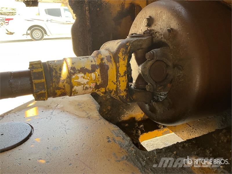 CAT 966H Wheel Loader لوادر بعجل