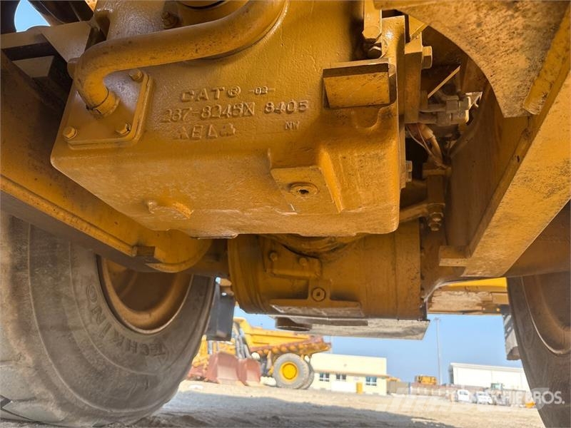 CAT 966H Wheel Loader Wheel loaders