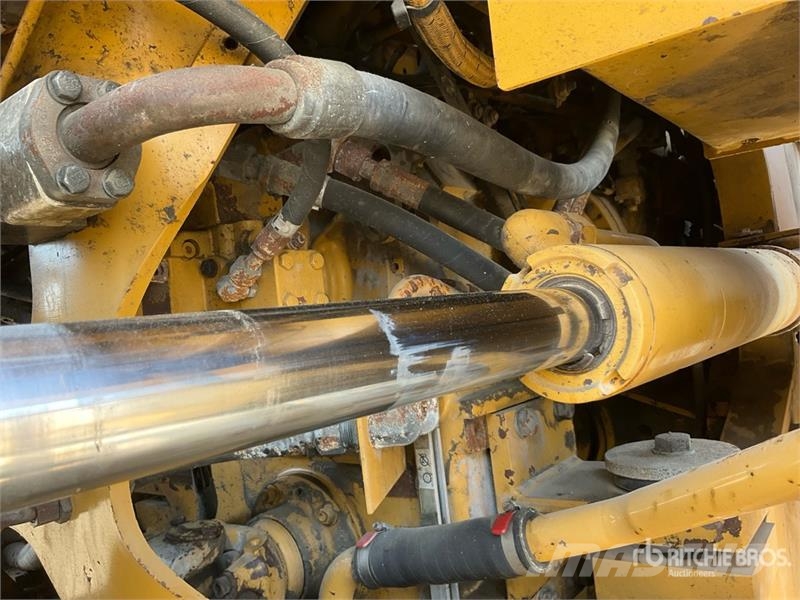 CAT 966H Wheel Loader لوادر بعجل