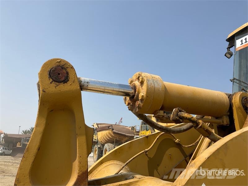 CAT 966H Wheel Loader لوادر بعجل