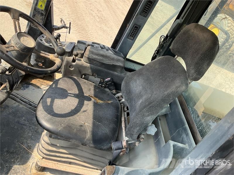 CAT 966H Wheel Loader لوادر بعجل