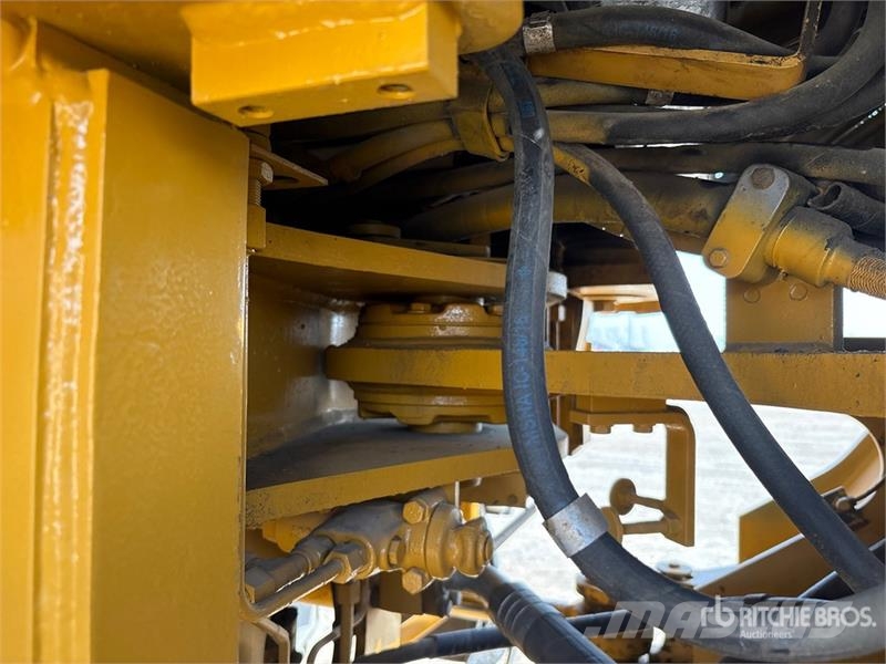 CAT 966H Wheel Loader Wheel loaders