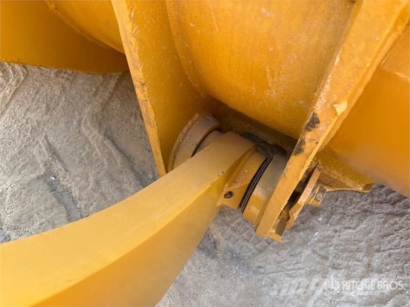 CAT 966H Wheel Loader Wheel loaders