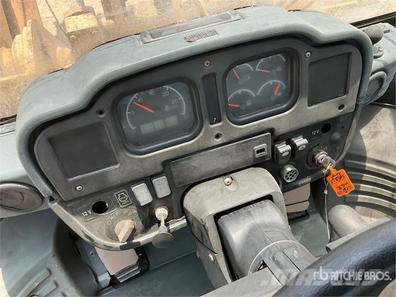 CAT 966H Wheel Loader Utovarivači na točkove