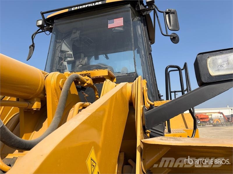 CAT 966H Wheel Loader Wheel loaders