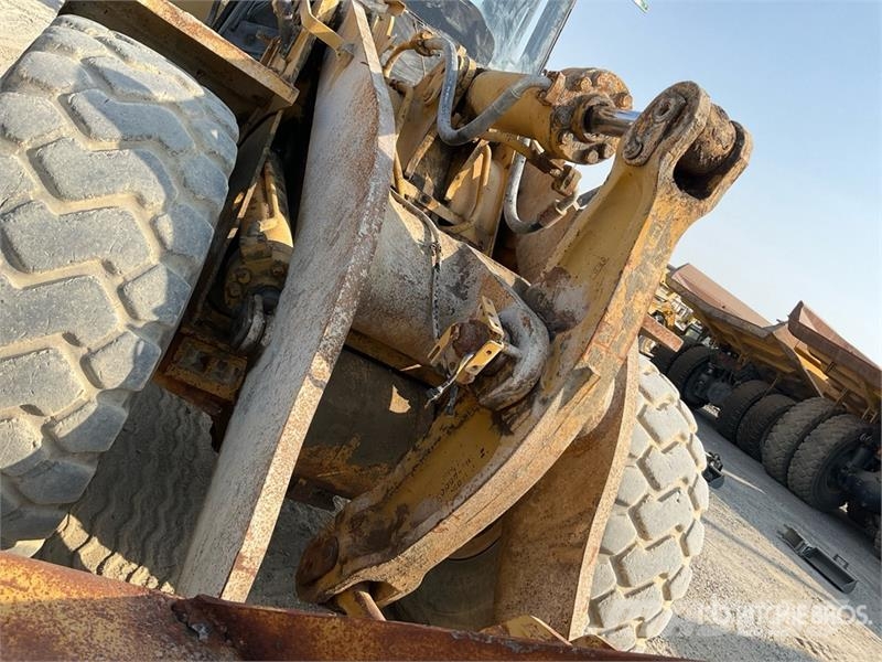 CAT 966H Wheel Loader لوادر بعجل