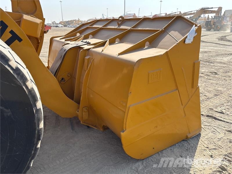 CAT 966H Wheel Loader Wheel loaders