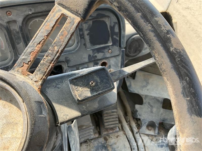 CAT 966H Wheel Loader لوادر بعجل