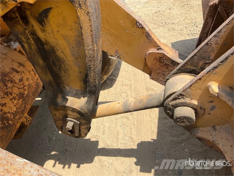 CAT 966H Wheel Loader لوادر بعجل
