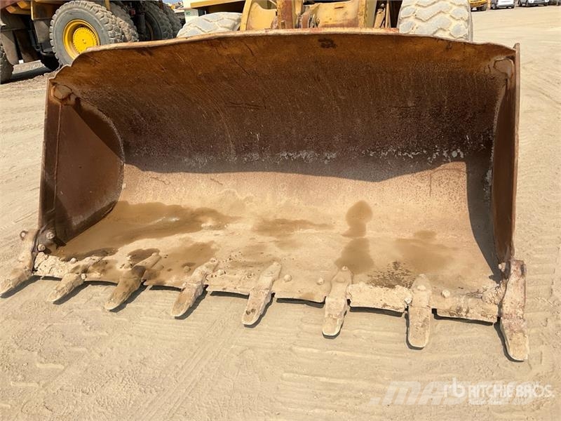CAT 966H Wheel Loader لوادر بعجل