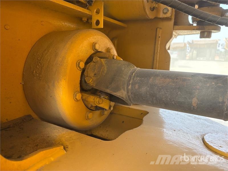 CAT 966H Wheel Loader Wheel loaders