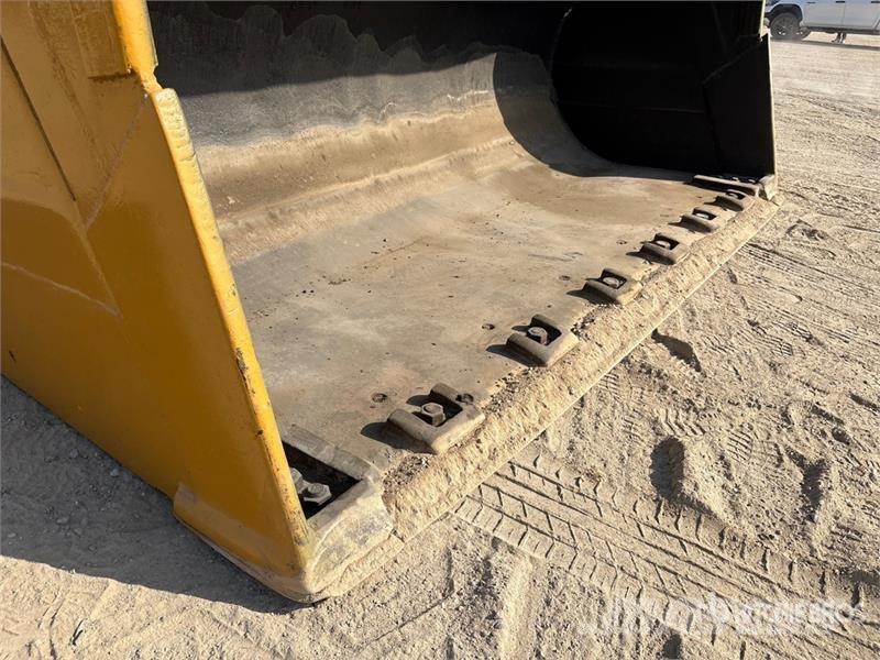 CAT 966H Wheel Loader Wheel loaders