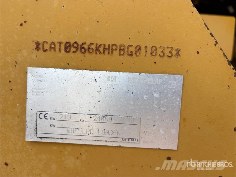 CAT 966K Wheel Loader Gumikerekes homlokrakodók