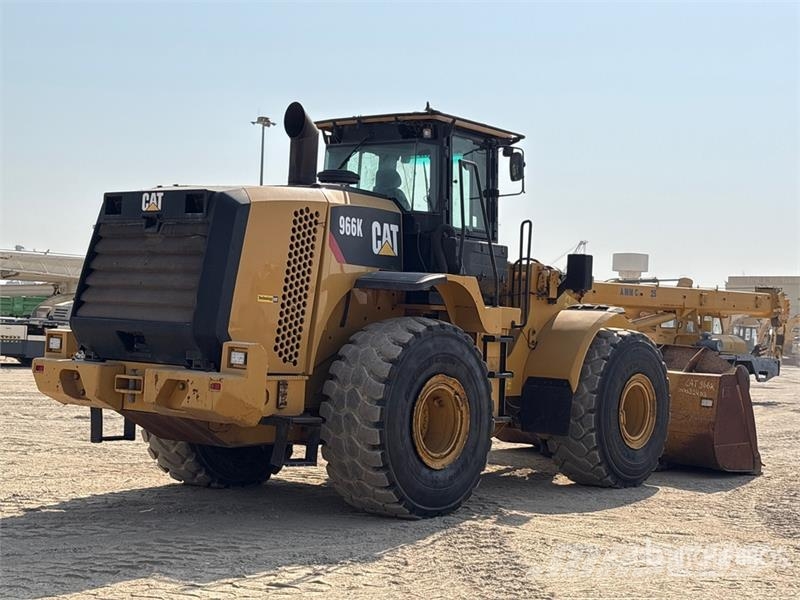 CAT 966K Wheel Loader Gumikerekes homlokrakodók