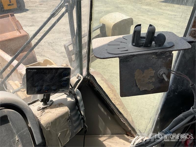 CAT 972G Wielladers