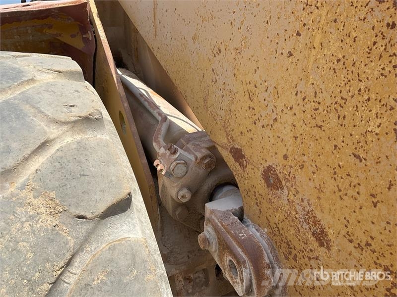 CAT 972G Wielladers