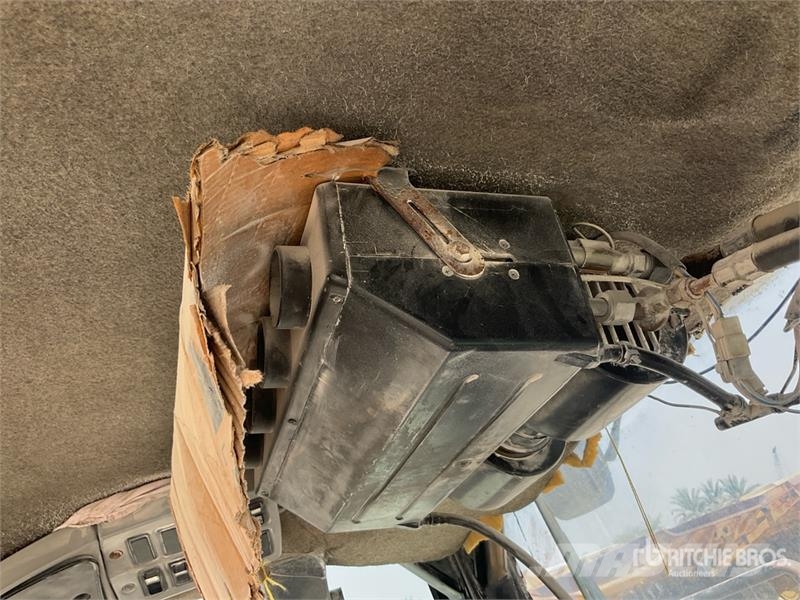 CAT 972G Wielladers