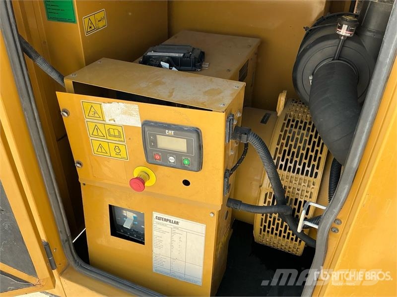 CAT C4.4 100 kVA Skid-Mounted Generator Set مولدات ديزل