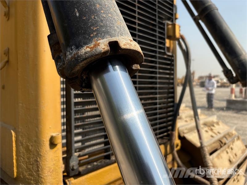 CAT D6R2 LGP Crawler Dozer Crawler dozers