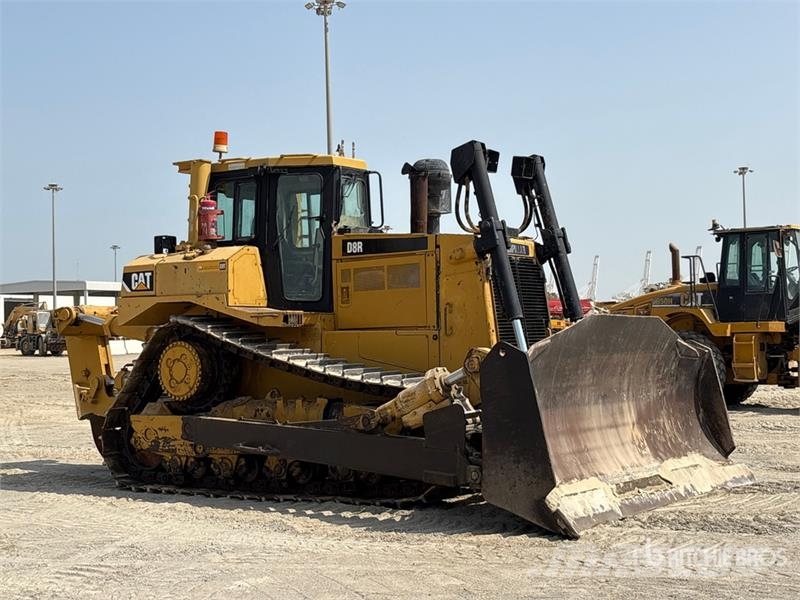 CAT D8R Crawler dozers