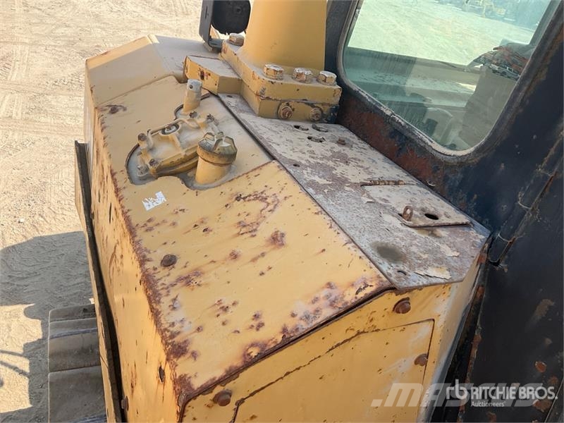 CAT D8R Buldooserid