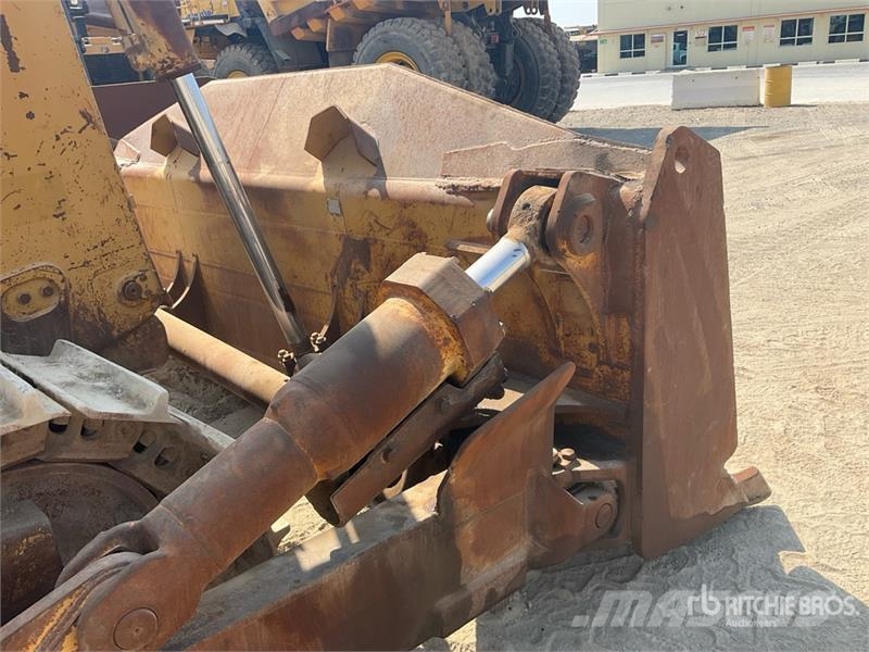 CAT D8R Buldooserid