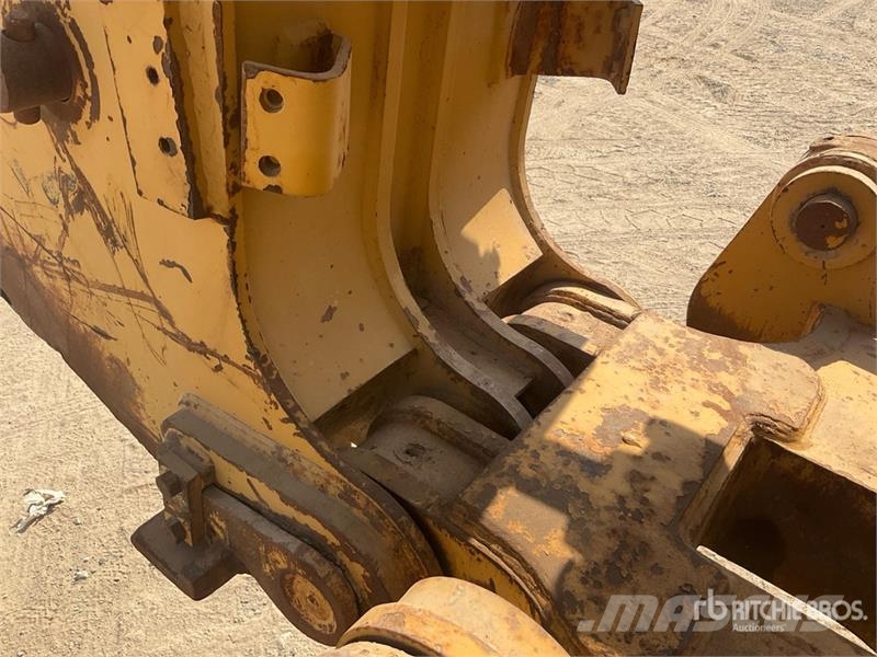 CAT D8R Buldooserid