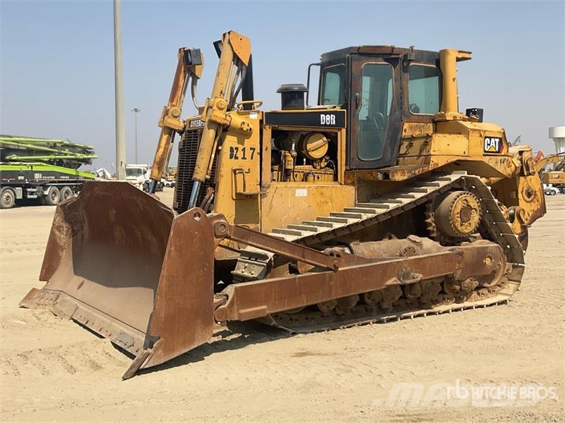 CAT D8R Buldooserid