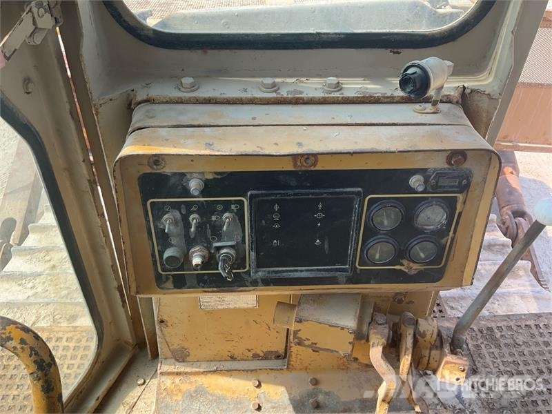 CAT D8R Buldooserid