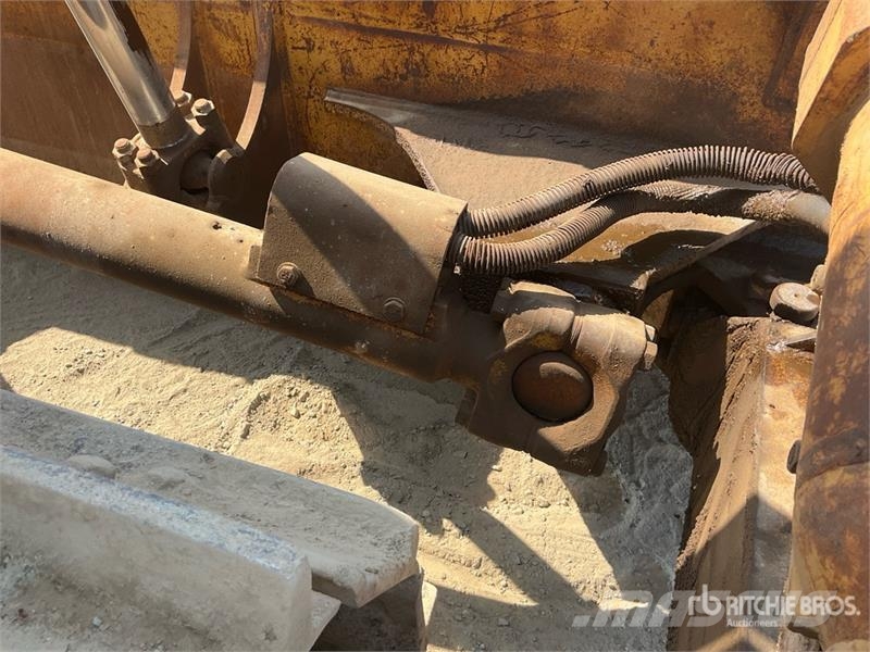 CAT D8R Buldooserid