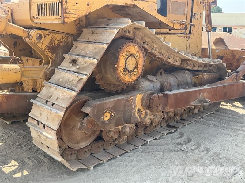 CAT D8R Buldooserid