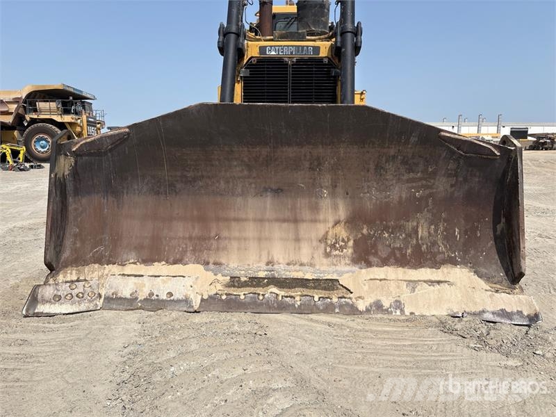 CAT D8R Crawler dozers