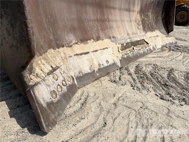 CAT D8R Crawler dozers