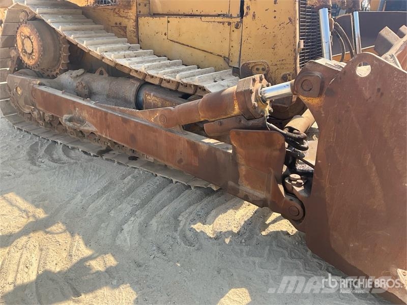 CAT D8R Buldooserid