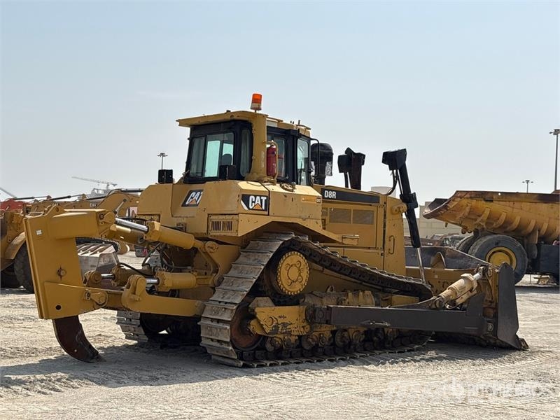 CAT D8R Crawler dozers