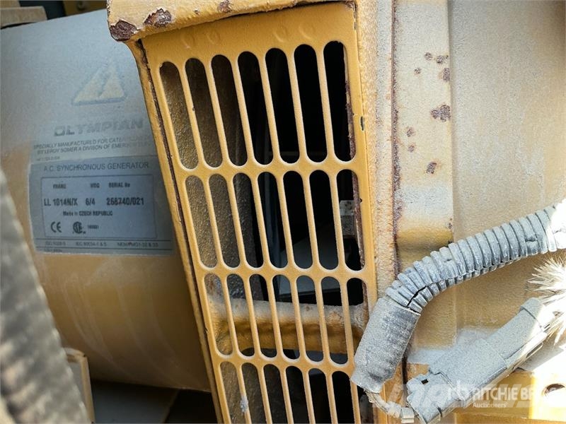 CAT DE22E-3 22 kVA Skid-Mounted Generator Set Naftové generátory